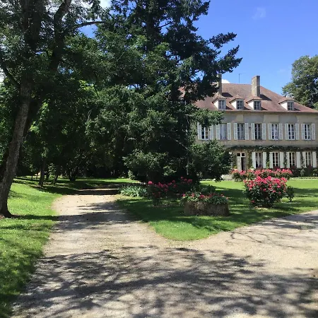 Bed & Breakfast Chateau De Longeville