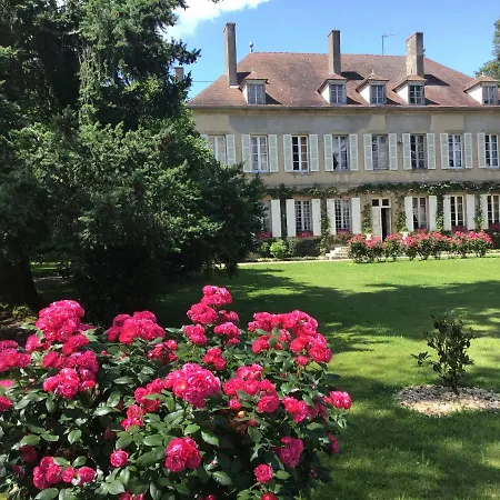 Bed & Breakfast Chateau De Longeville