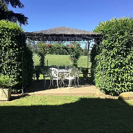 Bed and breakfast Chateau De Longeville